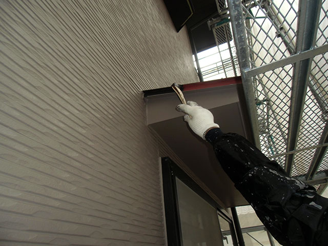岡山市北区　M様邸　屋根・外壁塗装施工事例・施工中