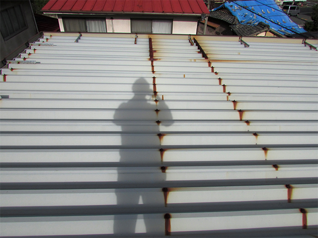 玉野市　H薬局様　屋根・外壁塗装施工事例施工前