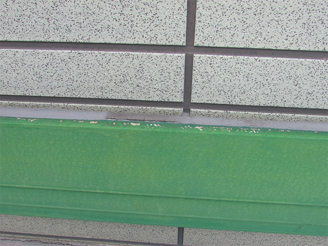 玉野市　H薬局様　屋根・外壁塗装施工事例施工前
