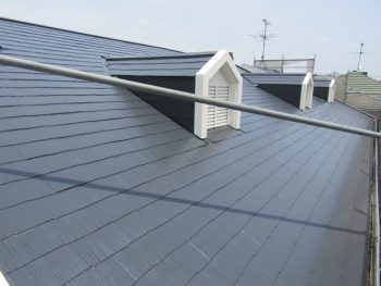 フッ素で塗装した屋根の完成