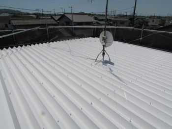 折半屋根の塗装完成