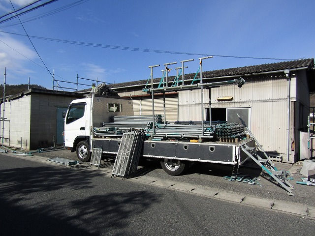 第一倉庫の塗り替え