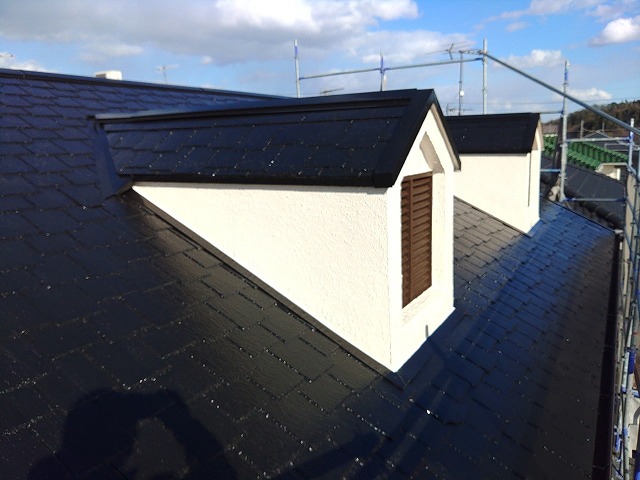 屋根　無機塗料で塗装完成