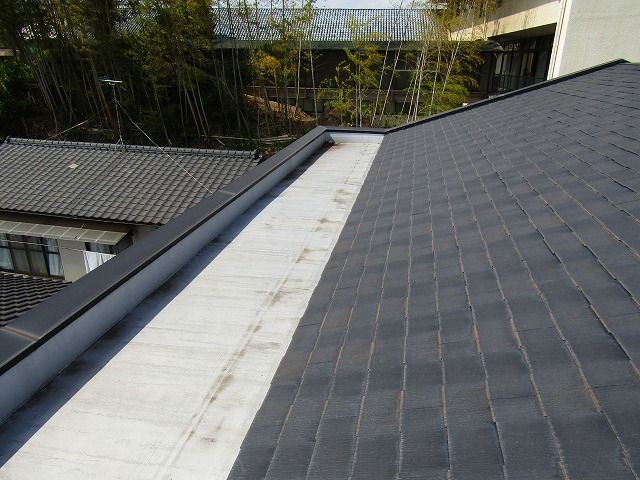 屋上防水工事と屋根塗装