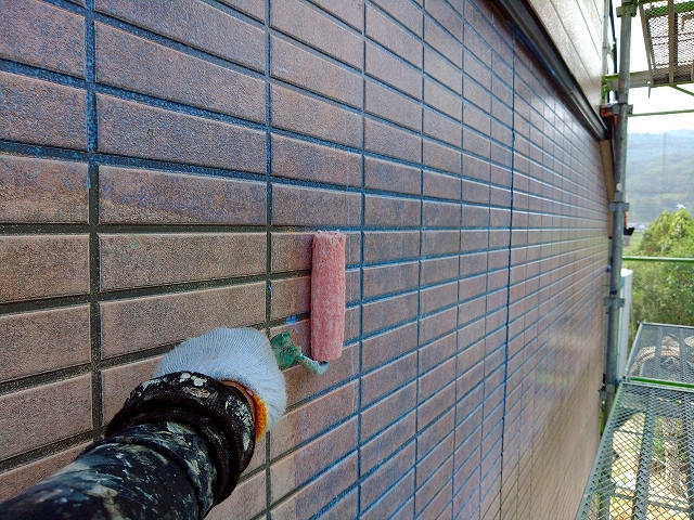 外壁　下塗り