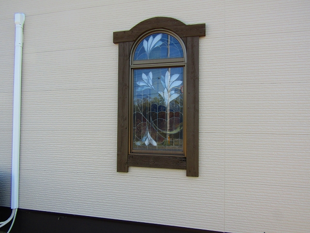 窓枠の木部はガードラックで塗装