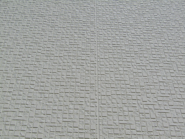 外壁は無機塗料で塗装