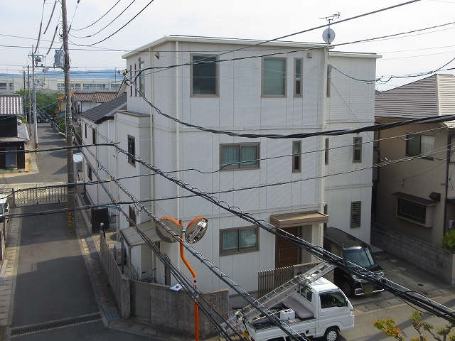 岡山市　3階建て住宅塗装施工前