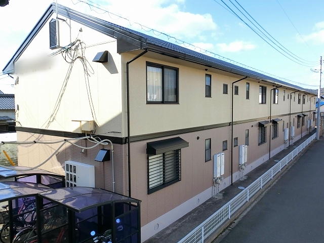 倉敷市八王寺のアパート塗装工事完成