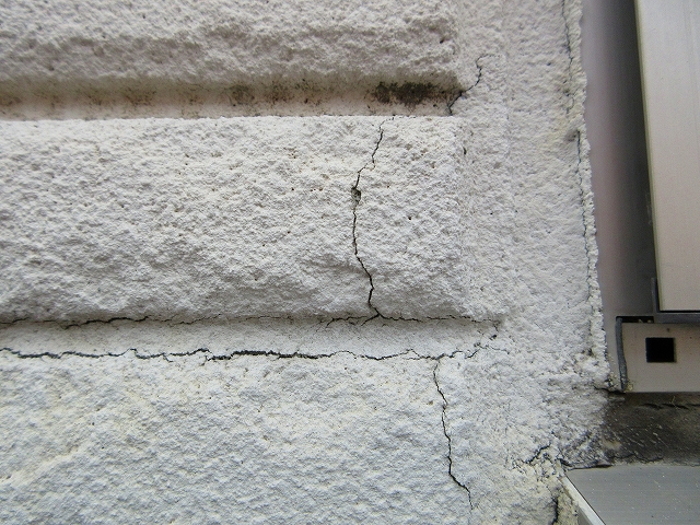 ALCパネルのひび割れ