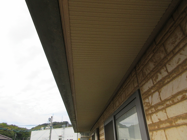 外壁塗装前　外壁の汚れ