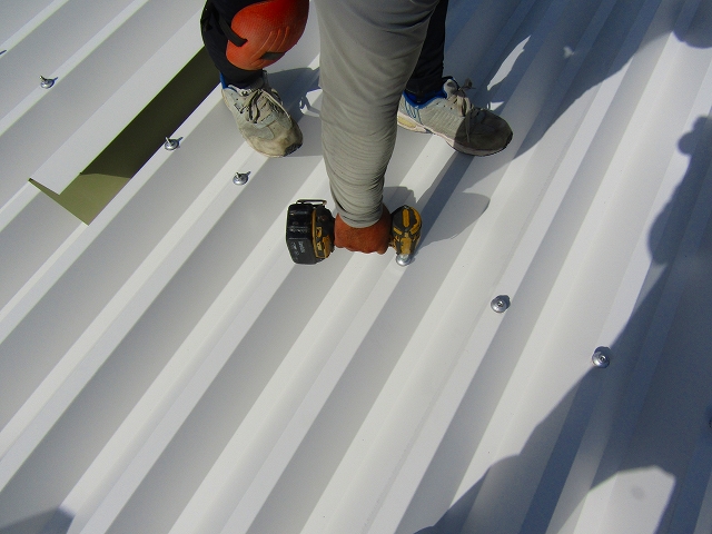 屋根カバー工法工事