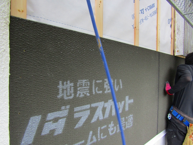 防水紙(ルーフィング)とラスカット設置