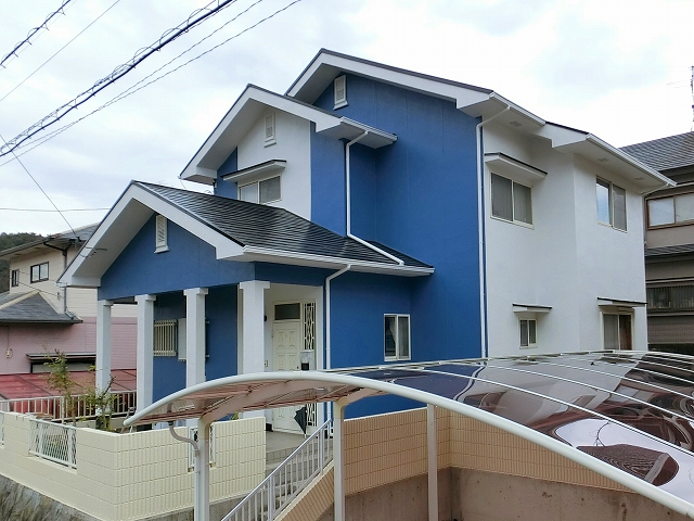 縦ラインの２トーンでおしゃれに