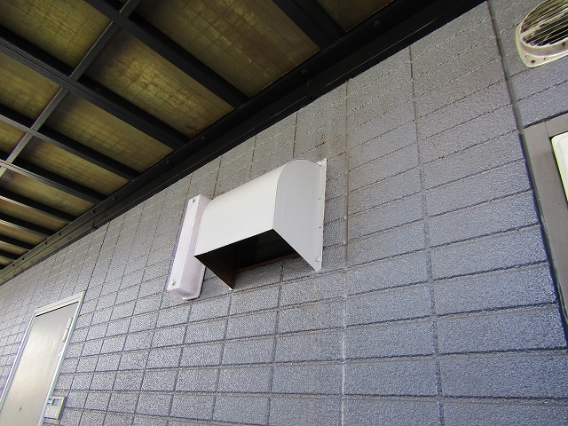 換気フード塗装完成